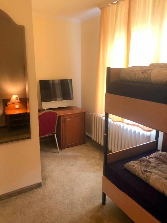 Monteurzimmer Риза Екстериор снимка